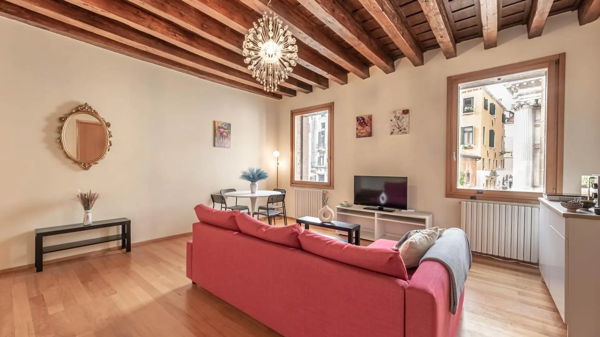 Apartment Appartamento Davanti La Basilica Del Giglio-San Marco Venice