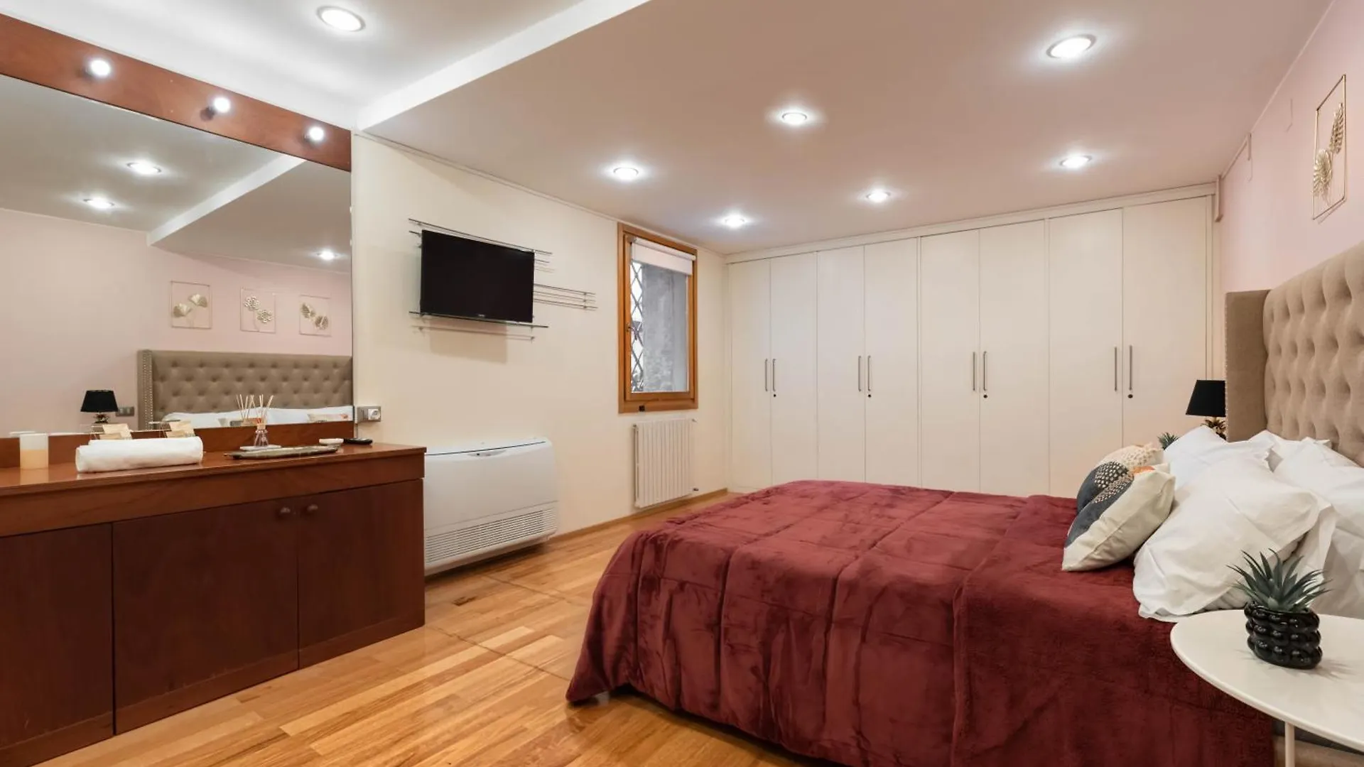 Apartment Appartamento Davanti La Basilica Del Giglio-San Marco Venice